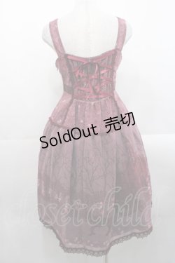 画像2: ALICE and the PIRATES / 薔薇の葬列〜宵闇に咲くアリア〜柄ジャンパースカートI  エンジ I-25-11-12-035-PA-OP-SA-ZI