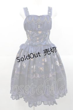 画像1: ALICE and the PIRATES / 魔女と悪魔の西洋菓子店〜ソロモンの小さな鍵と秘密のレシピ〜柄ジャンパースカートI  ネイビー I-25-11-12-036-PA-OP-SA-ZI