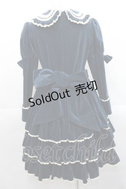 画像2: metamorphose / 別珍三段フリルワンピース  グリーン I-25-11-12-044-ME-OP-SA-ZI