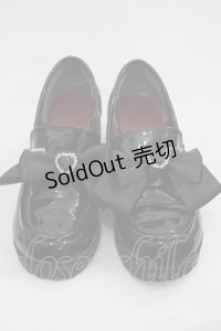 Amavel / ハートビジュー付きローファーパンプス  ブラック I-25-11-12-123-CA-SH-SA-ZI