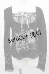 FRILL / 窓&ソファープリント長袖カットソー  黒Ｘ白 I-25-11-15-018-HN-TO-SA-ZI