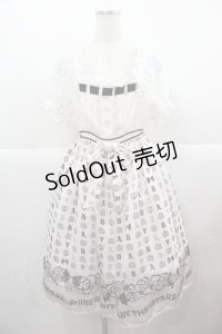 BABY,THE STARS SHINE BRIGHT / Petite Cherie Camelia Coffret柄ワンピース  ピンク I-25-11-24-050-BA-OP-SA-ZI