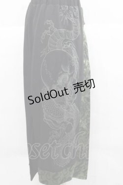 画像3: Qutie Frash / 和柄プリーツスカート  黒Ｘ緑 I-25-11-27-061-QU-SK-SA-ZI