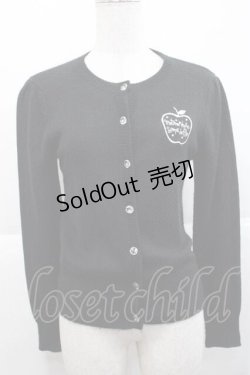 画像1: metamorphose / りんご刺繍ニットカーディガン  黒Ｘ白 I-25-11-27-012-ME-TO-SA-ZI