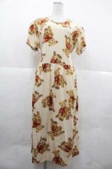 WONDERFUL WORLD / テディベア柄半袖ワンピース  ベージュ I-25-12-02-055-LO-OP-SA-ZI