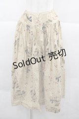 WONDERFUL WORLD / テディベア柄前開きスカート  ベージュ I-25-12-02-083-LO-SK-SA-ZI