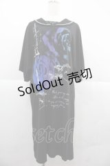 SEX POT ReVeNGe / 薔薇プリントセーラー半袖カットワンピース  黒Ｘ青 I-25-12-06-060-SP-BL-SA-ZI