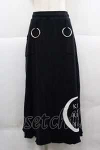 KRY CLOTHING / ロゴプリントカットロングスカート  黒Ｘ白 I-25-12-06-100-EL-SK-SA-ZI