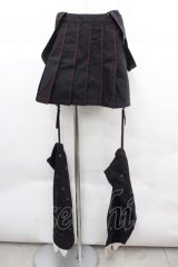 HANGRY&ANGRY / ブーツカバー付きスカート  黒Ｘ赤 I-25-12-06-114-HN-SK-SA-ZI