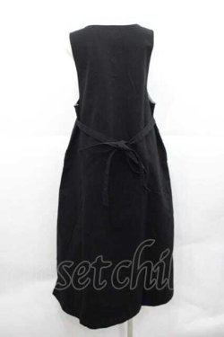 画像2: PINK HOUSE / ロゴプリントジャンパースカート  黒Ｘ白 I-25-12-09-059-LO-OP-SA-ZI