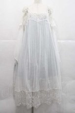 画像1: MR corset / シフォンプリーツワンピース  白Ｘサックス I-25-12-09-061-PU-OP-SA-ZI (1)