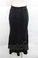 画像2: KRY CLOTHING / KISS RICH YACKプリントスカート  黒Ｘ白 I-25-12-09-076-EL-SK-SA-ZI (2)