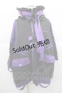 REFLEM / サイバー切り替えボリュームネック半袖ジャージパーカー  黒Ｘ紫 I-25-12-09-028-PU-TO-SA-ZI