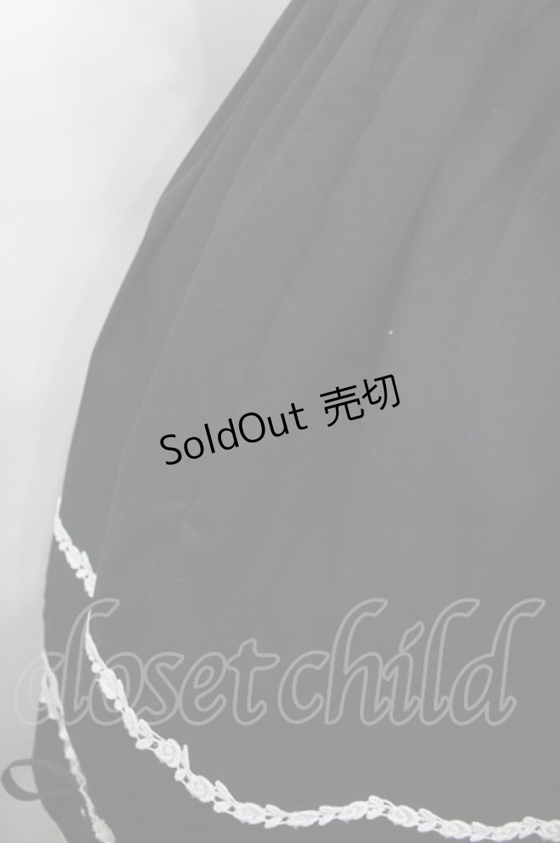 画像3: BABY,THE STARS SHINE BRIGHT / リボンスカラップジャンパースカート  黒Ｘ白 I-25-12-13-091-BA-OP-SA-ZI (3)