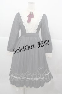 MISS POINT（海外ロリータブランド） / ストライプ長袖ワンピース  グレーＸ白 I-25-12-13-099-LO-OP-SA-ZI