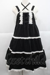 BABY,THE STARS SHINE BRIGHT / からみ3段ティアードジャンパースカート  黒Ｘ白 I-25-12-18-047-BA-OP-SA-ZI