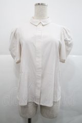 an another angelus / タックパフスリーブシャツ  オフホワイト I-25-12-18-016-CA-BL-SA-ZI