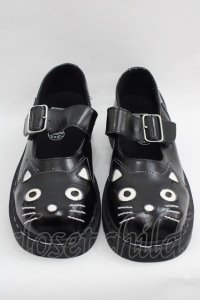 TUK / ねこシューズ UKW8 黒Ｘ白 I-25-12-18-119-PU-SH-SA-ZI