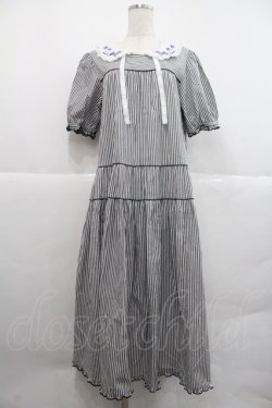 画像1: PINK HOUSE / ローン襟付きストライプミディワンピース  黒Ｘ白 I-25-12-22-083-LO-OP-SA-ZI