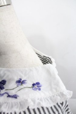 画像3: PINK HOUSE / ローン襟付きストライプミディワンピース  黒Ｘ白 I-25-12-22-083-LO-OP-SA-ZI