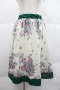 Physical Drop / フラワープリントスカート  白 I-25-12-22-087-LO-SK-SA-ZI
