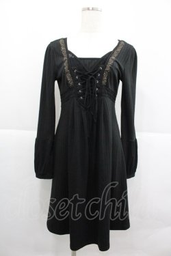 画像1: Ozz oneste / フロント編み上げサイド刺繍長袖ワンピース  黒 I-25-12-24-089-OO-OP-SA-ZI