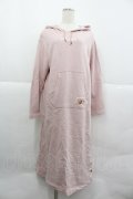 PINK HOUSE / ロゴ＆ネームワッペン使いフードワンピース  ピンク I-25-12-24-105-LO-OP-TE-ZI