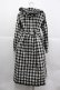 画像2: PINK HOUSE / ギンガムチェックフードワンピース  黒Ｘ白 I-25-12-24-108-LO-OP-SA-ZI (2)