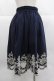 画像2: axes femme / 裾刺繍スカート M ネイビー I-25-12-24-123-AX-SK-TE-ZI (2)