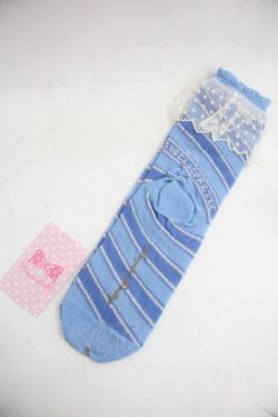 画像2: Angelic Pretty / Candy Ribbon ストライプクルー丈ソックス  青 I-25-12-24-032-AP-ZA-SA-ZI