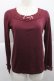 画像1: axes femme / プチローズリボンカットソー  ボルドー I-25-12-27-049-AX-TO-SA-ZI (1)