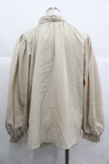 画像2: axes femme / ギャザーデザイン2WAYブラウス L ベージュ I-25-12-29-029-AX-BL-SA-ZT566 (2)