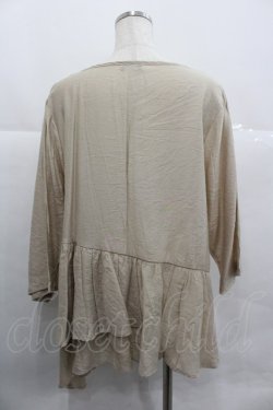 画像2: axes femme / 裾フリルトップス  アイボリー I-25-12-29-040-AX-TO-SA-ZI