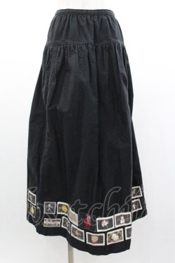 画像1: PINK HOUSE / 裾ワッペンスカート  黒 I-26-01-04-051-LO-SK-SA-ZI