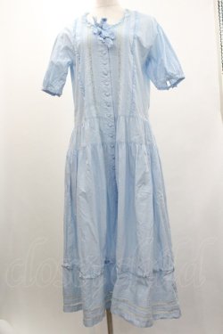 画像1: PINK HOUSE / フロントピンタックレース半袖ワンピース  サックス I-26-01-04-044-LO-OP-SA-ZI