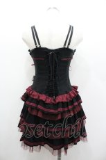 画像2: OZZ ANGELO / 薔薇刺繍サイド編み上げコルセットキャミワンピース  黒Ｘ赤 I-26-01-06-074-OO-OP-SA-ZI (2)