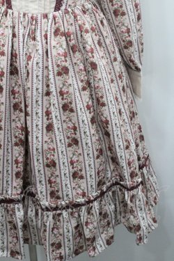 画像4: axes femme kawaii / ストライプローズ柄ワンピース  アイボリーＸ赤 I-26-01-08-064-AX-OP-SA-ZI