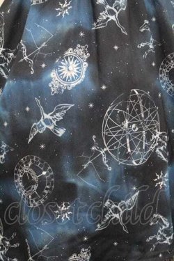 画像4: axes femme / 天体柄Wボタン使いワンピース Ｍ ネイビー I-26-01-13-065-AX-OP-TE-ZI