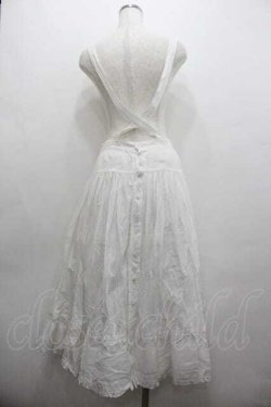 画像2: WONDERFUL WORLD / ロゴ刺繍エプロンドレス  ホワイト I-26-01-15-060-LO-OP-SA-ZI