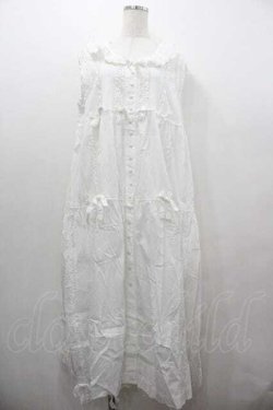 画像1: WONDERFUL WORLD / 縦ピンタック&ピコフリルノースリーブワンピース  ホワイト I-26-01-15-061-LO-OP-SA-ZI