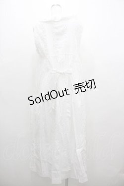 画像2: WONDERFUL WORLD / 縦ピンタック&ピコフリルノースリーブワンピース  ホワイト I-26-01-15-061-LO-OP-SA-ZI