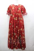 WONDERFUL WORLD / ジャム瓶フルーツ柄半袖ワンピース  赤 I-26-01-15-080-LO-OP-SA-ZI
