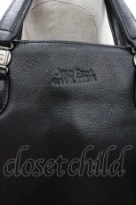 画像2: Jean Paul GAULTIER / ロゴ型押しレザーバッグ  黒 I-26-01-18-107-GO-BG-SA-ZTK013 (2)