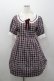 画像1: Amavel / ブローチ付きチェックワンピース  黒Ｘ赤チェック I-26-01-22-034-CA-OP-SA-ZI (1)