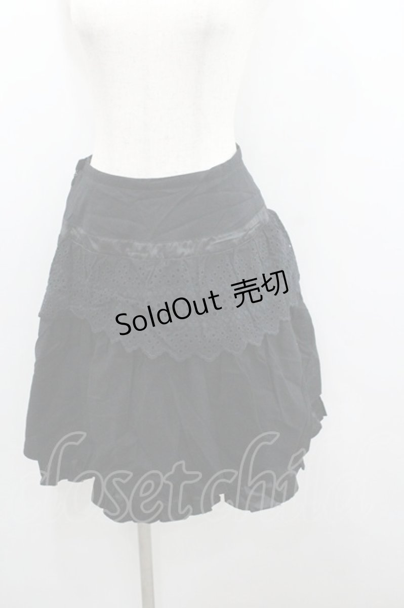 画像1: Emily Temple cute / レースデザインスカート  黒 I-26-01-22-050-ET-SK-SA-ZI (1)