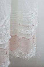 画像2: PINK HOUSE / ハートワッペンパッチワーク使いローンスカート  白Ｘピンク I-26-01-22-058-LO-SK-SA-ZI (2)