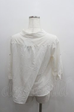 画像3: axes femme / 刺繍入り七分袖シャツ  白 I-26-01-22-006-AX-BL-SA-ZI