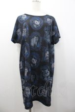 画像1: Enchantlic Enchantilly / 猫の王女達の肖像画カットソーワンピース  黒ｘ紺 I-26-01-24-068-LO-OP-HR-ZI (1)