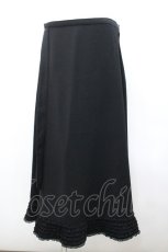 画像1: KANEKO ISAO / 裾ピコフリルたくし上げリボン付きスカート  ブラック I-26-01-24-086-EL-SK-SA-ZI (1)