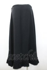 画像2: KANEKO ISAO / 裾ピコフリルたくし上げリボン付きスカート  ブラック I-26-01-24-086-EL-SK-SA-ZI (2)